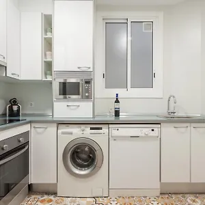 Art House Fira Apartment
